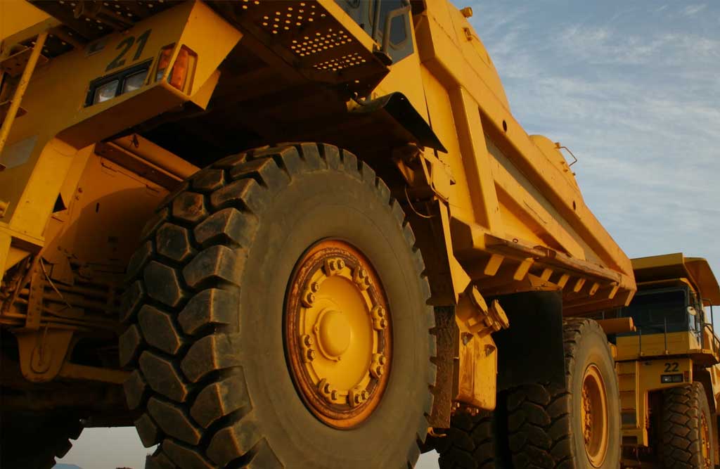 Things You Must Consider When Purchasing a Dumper Truck Buy Used